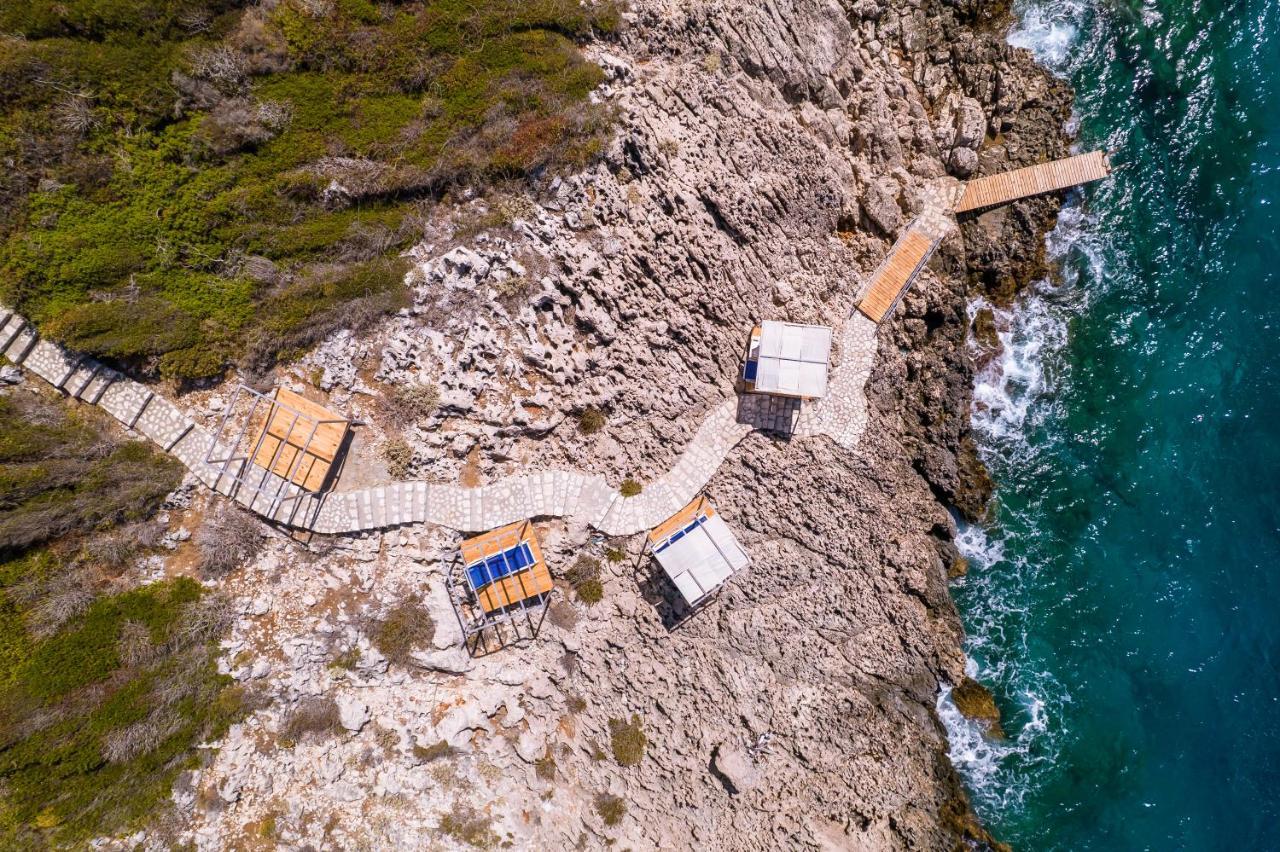 La Kumsal Denize Sifir Ve Ozel Havuzlu Dubleks Suit Kas Bagian luar foto